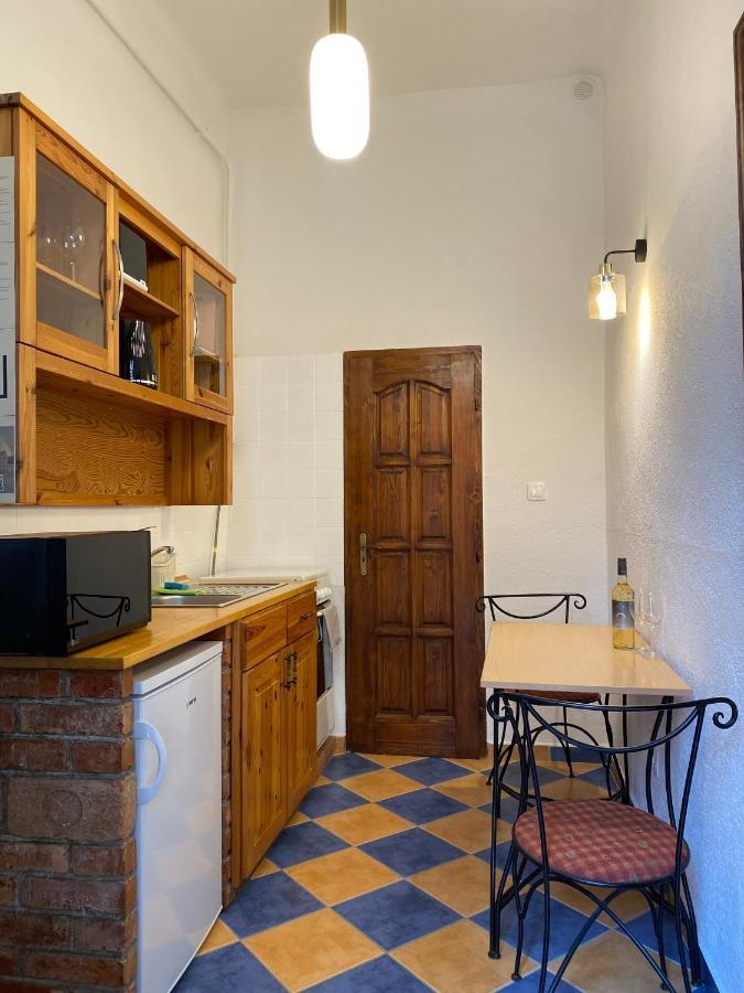 Romantic City Centre Flat - Alexandra Apartment Budapest Exteriör bild