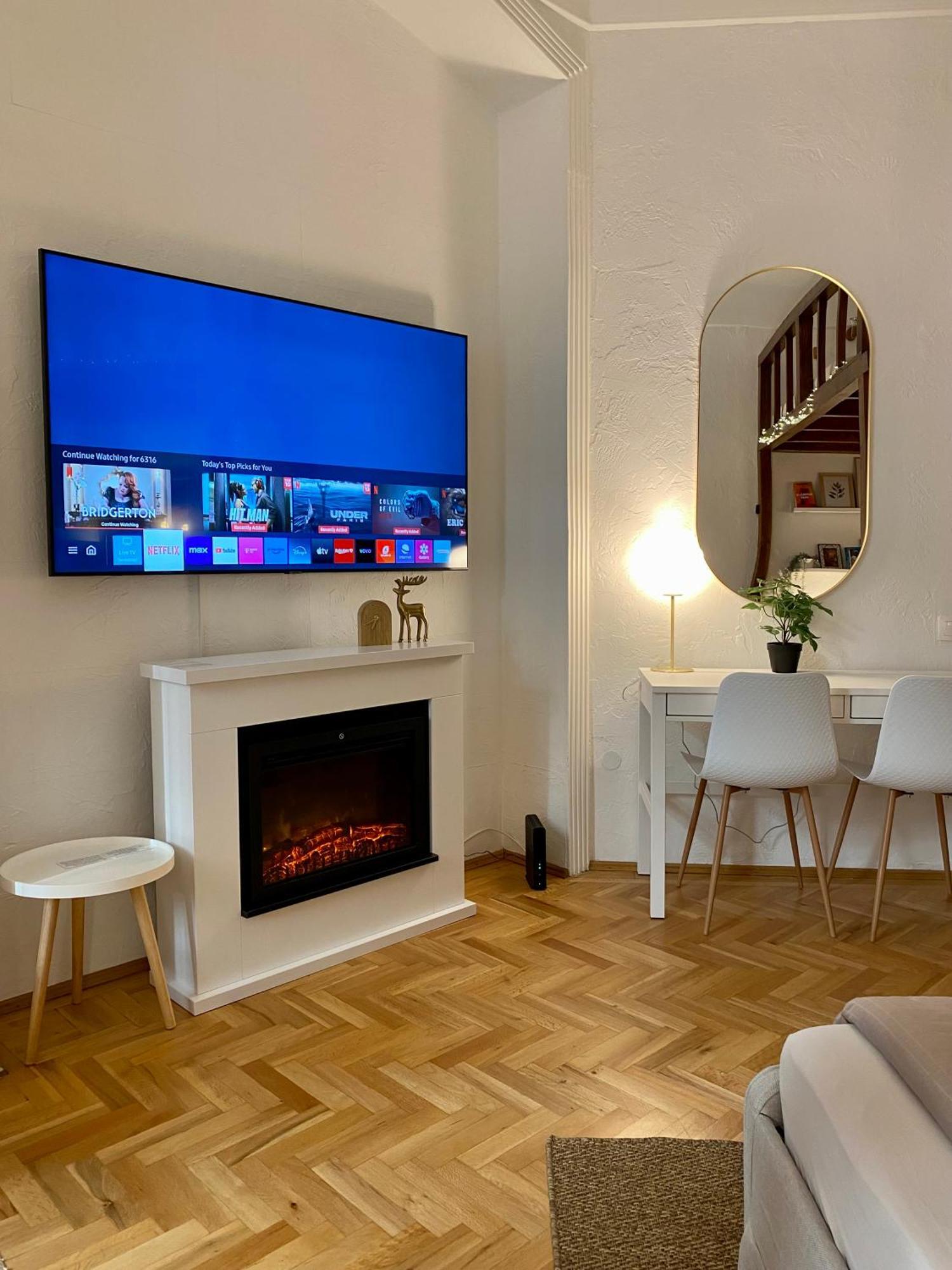 Romantic City Centre Flat - Alexandra Apartment Budapest Exteriör bild