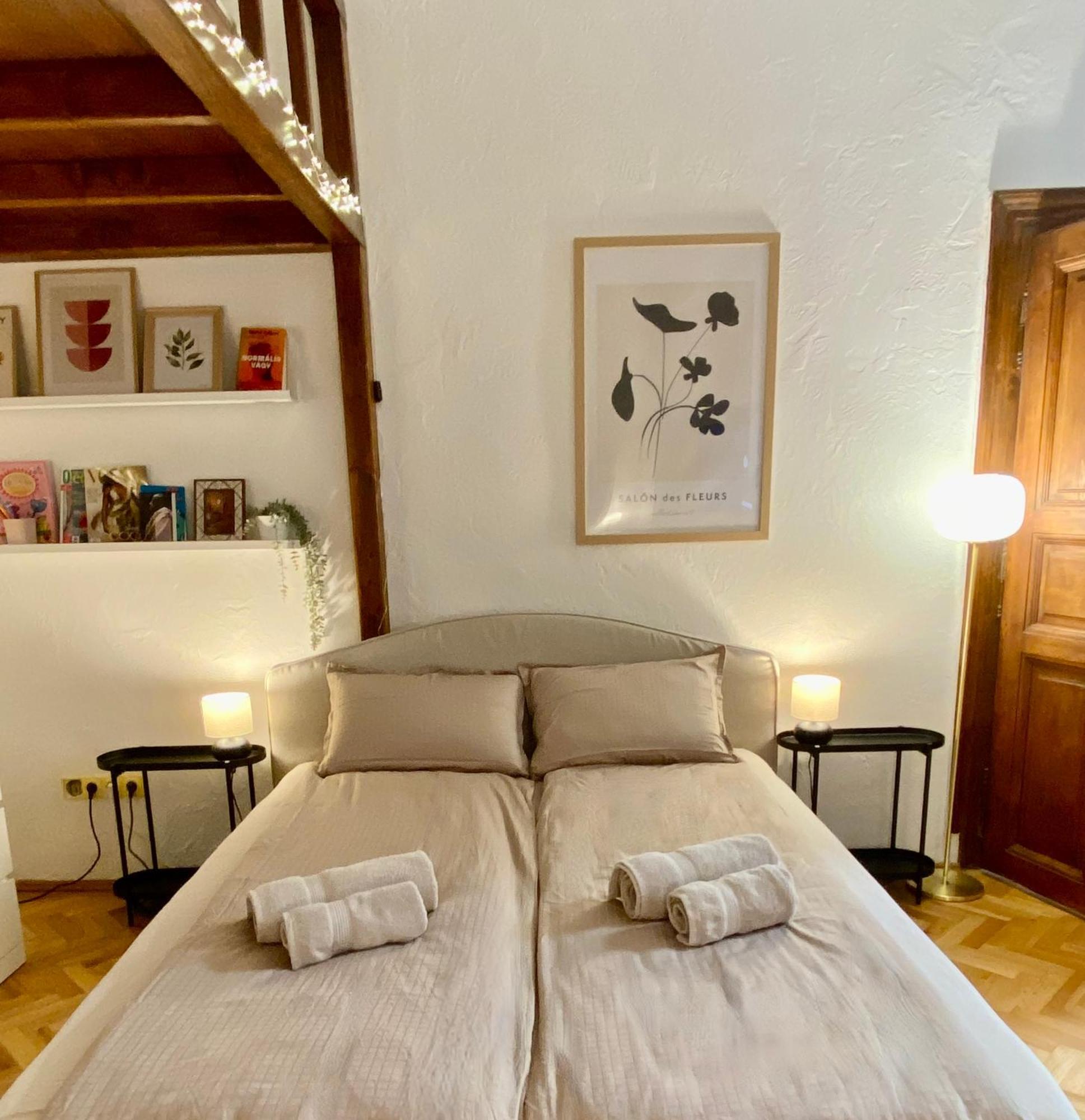 Romantic City Centre Flat - Alexandra Apartment Budapest Exteriör bild